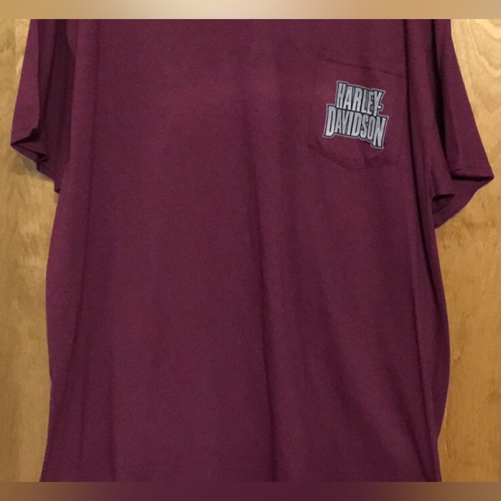 XL T-SHIRT.